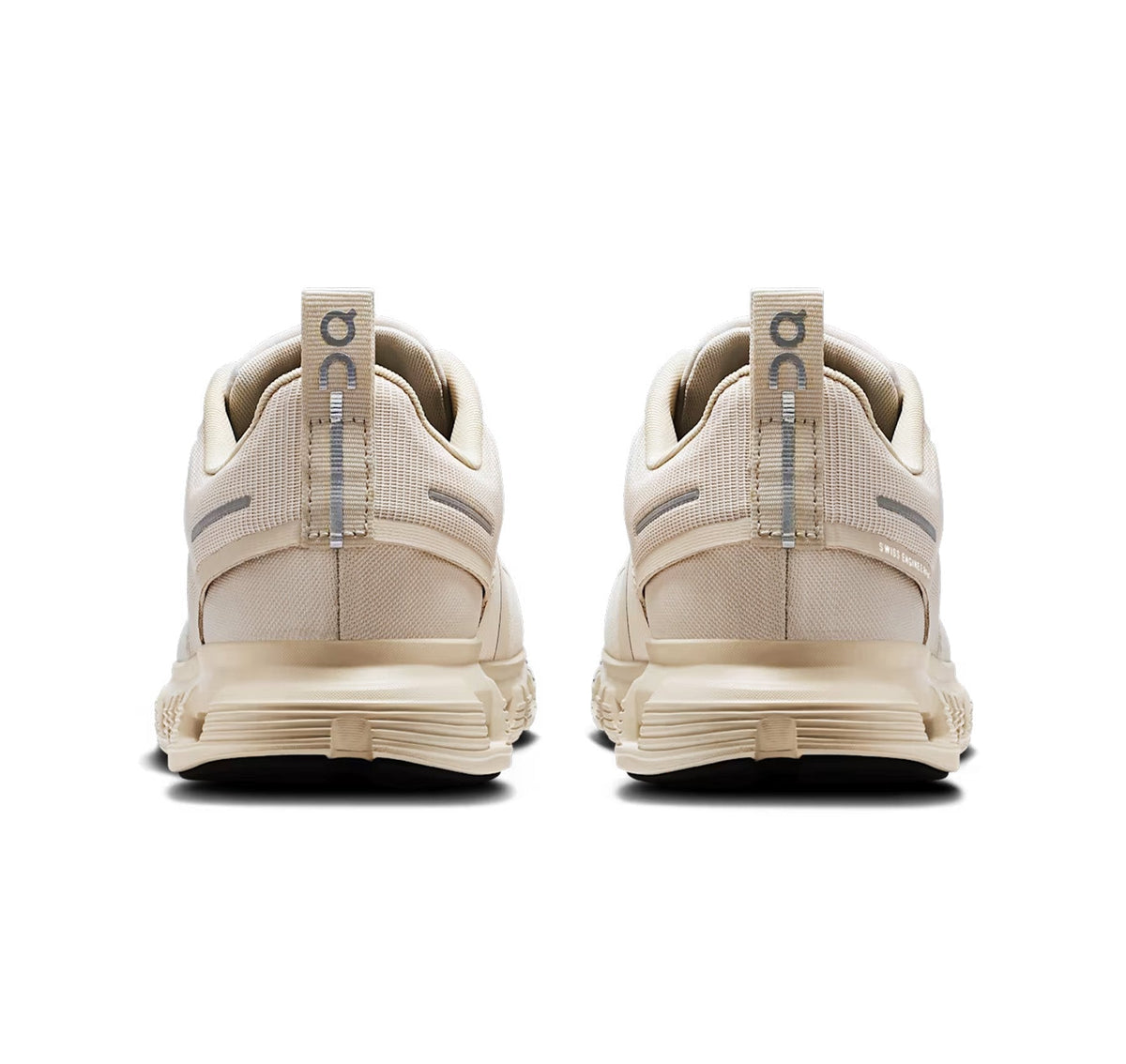 ON Womens Cloud 6 Waterproof Pearl/Cream