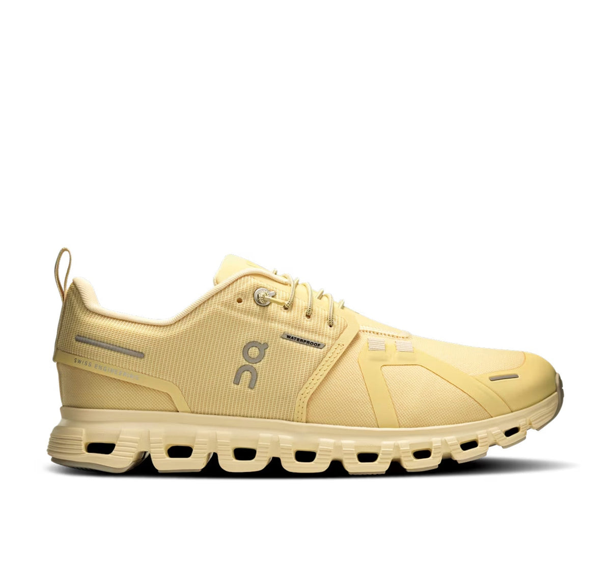 ON Womens Cloud 6 Waterproof Nectar/Castor