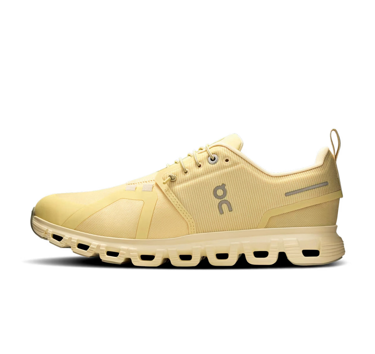 ON Womens Cloud 6 Waterproof Nectar/Castor