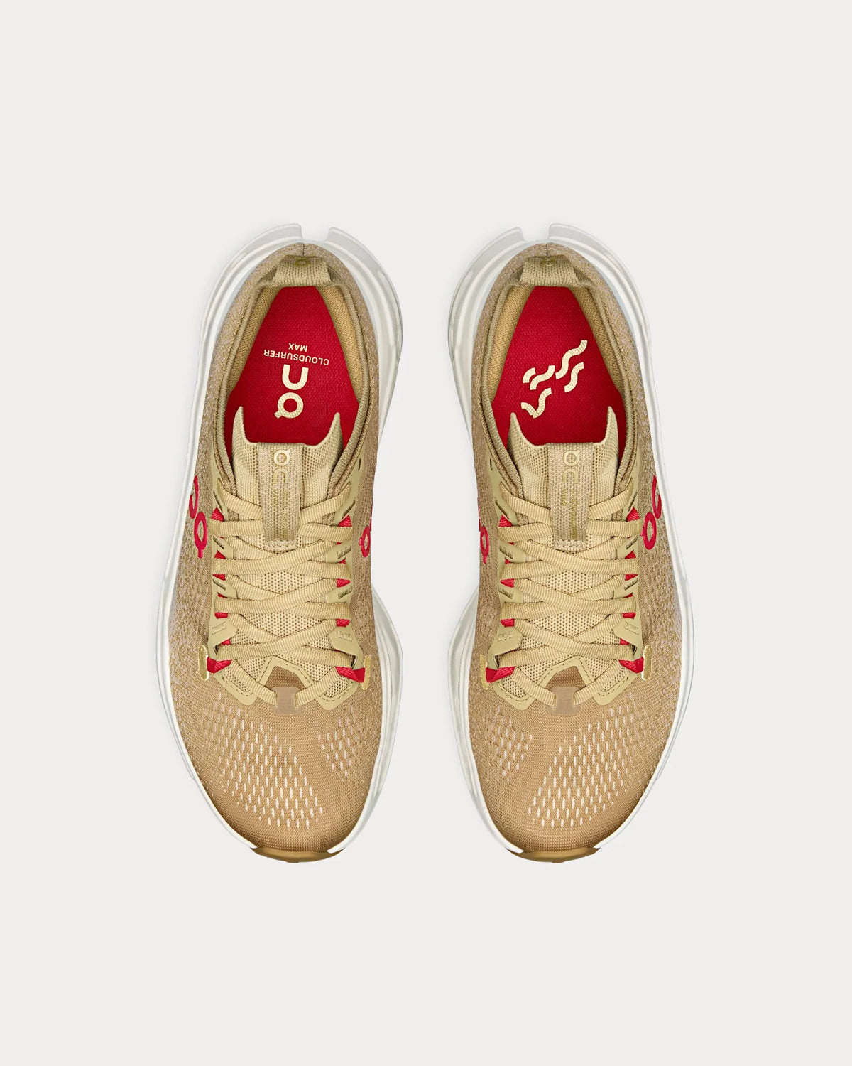 On 鈥�Cloudsurfer Max 鈥榊ear of the Horse鈥�Chai / Ivory Running Shoes